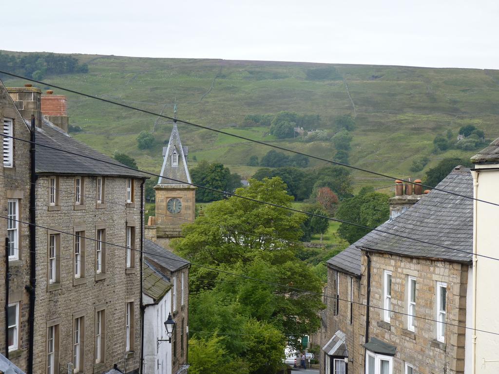 Town View Alston 아파트 객실 사진
